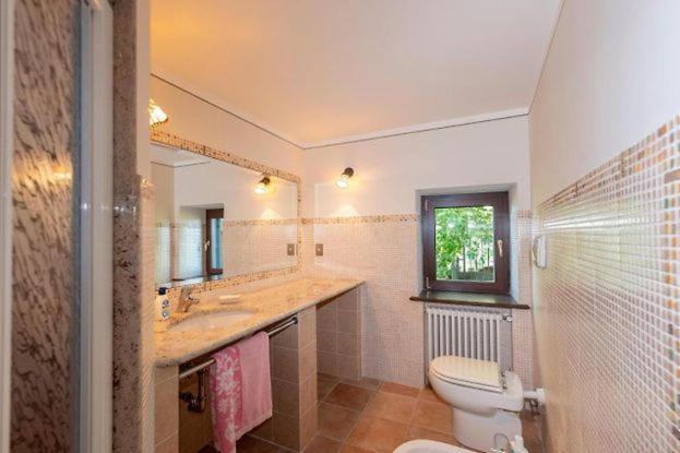 Casa Vacanze Montedoro มอนเตเฟียสโกเน ภายนอก รูปภาพ