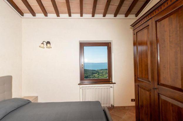 Casa Vacanze Montedoro มอนเตเฟียสโกเน ภายนอก รูปภาพ
