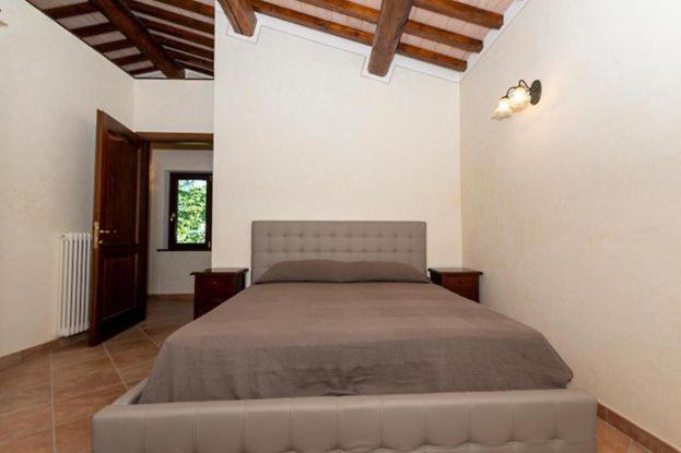 Casa Vacanze Montedoro มอนเตเฟียสโกเน ภายนอก รูปภาพ