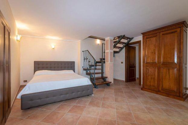 Casa Vacanze Montedoro มอนเตเฟียสโกเน ภายนอก รูปภาพ