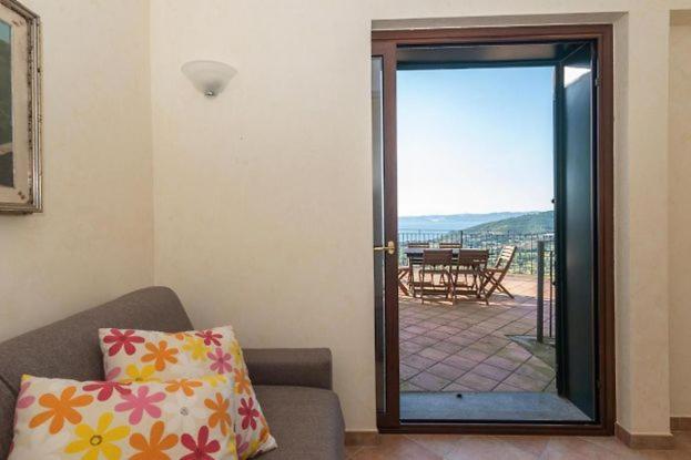 Casa Vacanze Montedoro มอนเตเฟียสโกเน ภายนอก รูปภาพ
