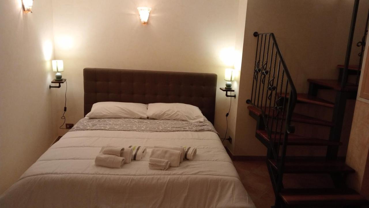 Casa Vacanze Montedoro มอนเตเฟียสโกเน ภายนอก รูปภาพ